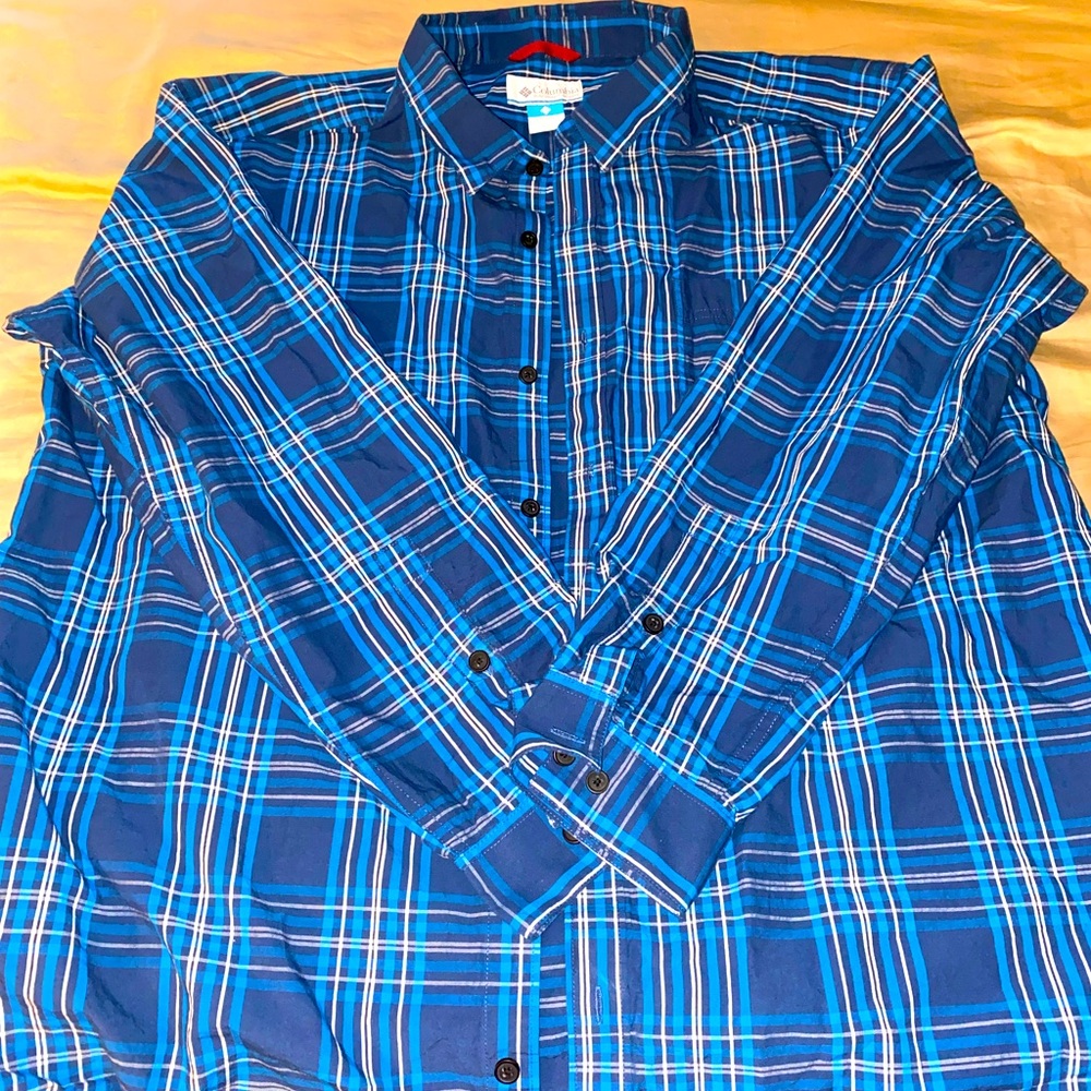 Columbia blue button down. Size 2XL